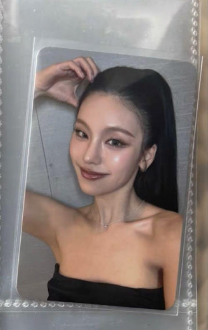 

[USED] ITZY Yeji Solo Counting Stars Bonus Trading Card C