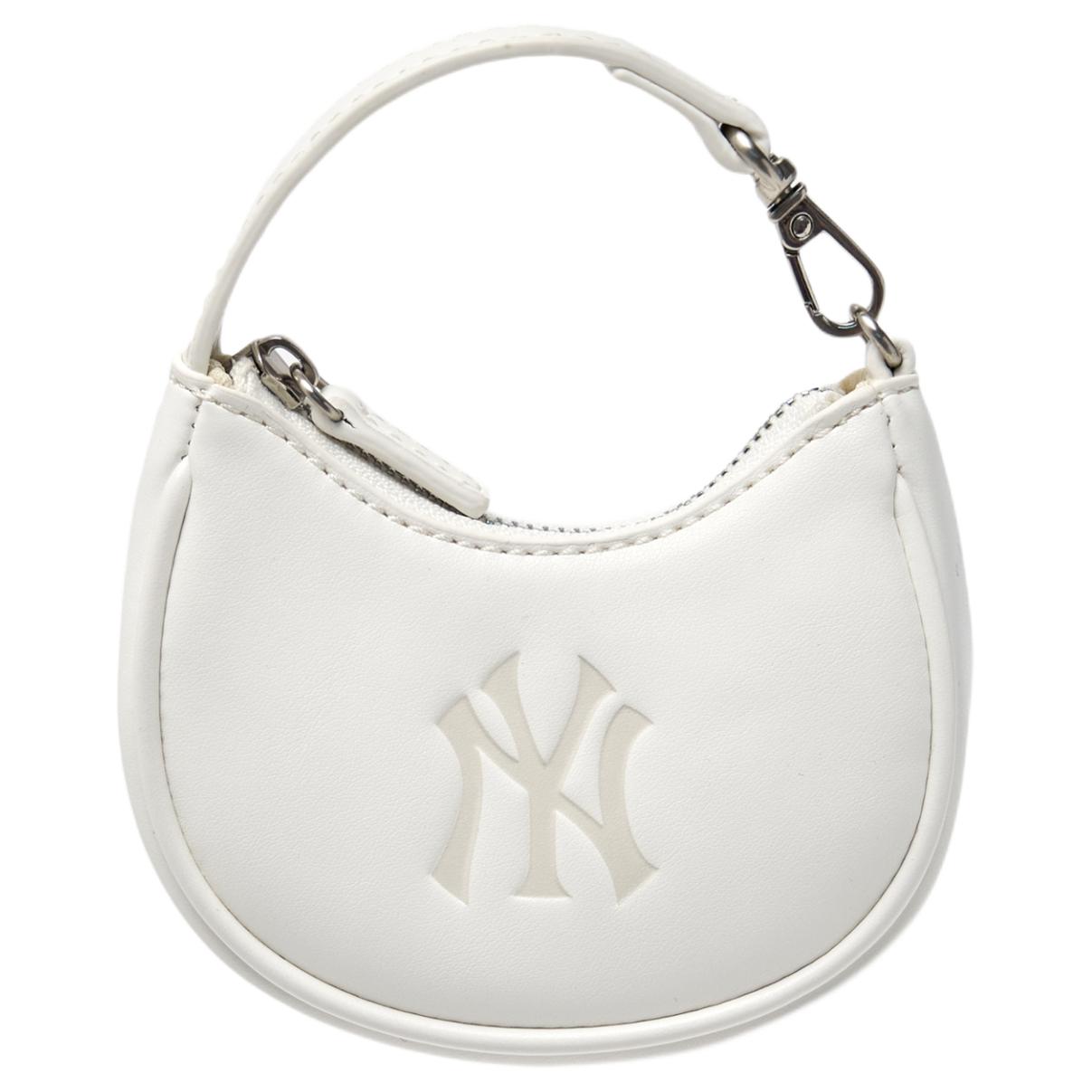 

MLB Boston Red Sox Logo Embossed Polyurethane Mini Wallet Women wallet White 3APOM016N-50CRS Basic Set (Bag)