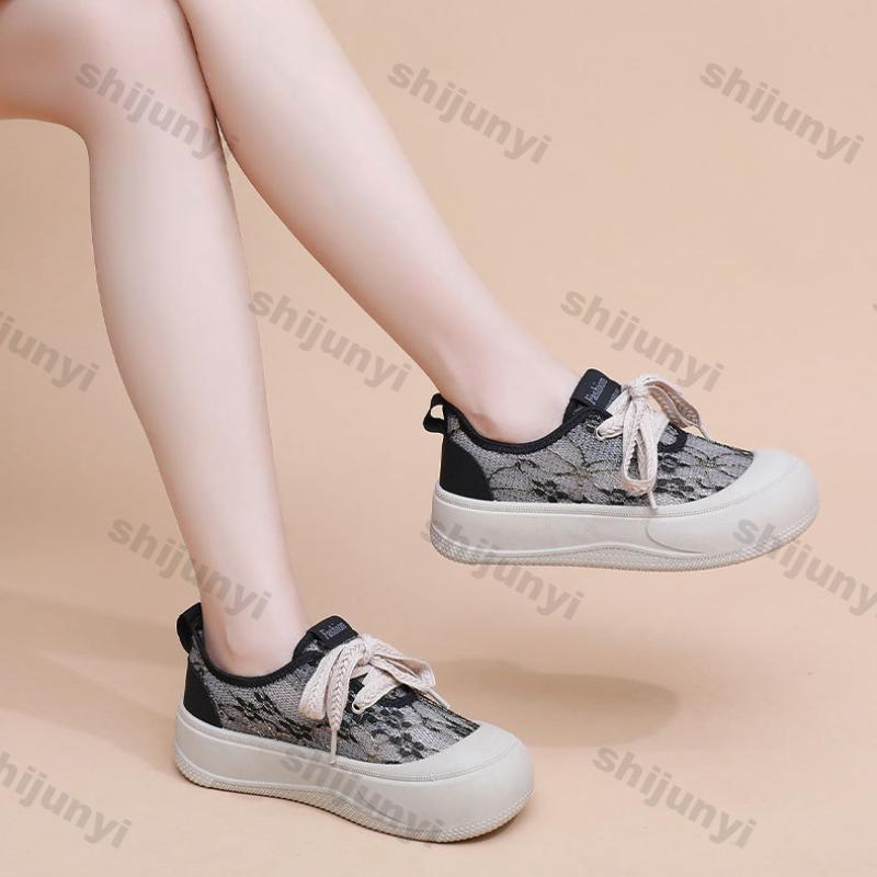 Fashion Women Shoes 2025 Spring New Fashion Comfort Height Increase Casual Shoes Breathable Mesh Non Slip Women Platform Running Shoes