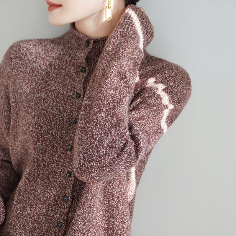 Jarní a podzimní nový polovyvýstřihový propínací svetr Dámský volný svetr kabát se zesílenou pleteninou