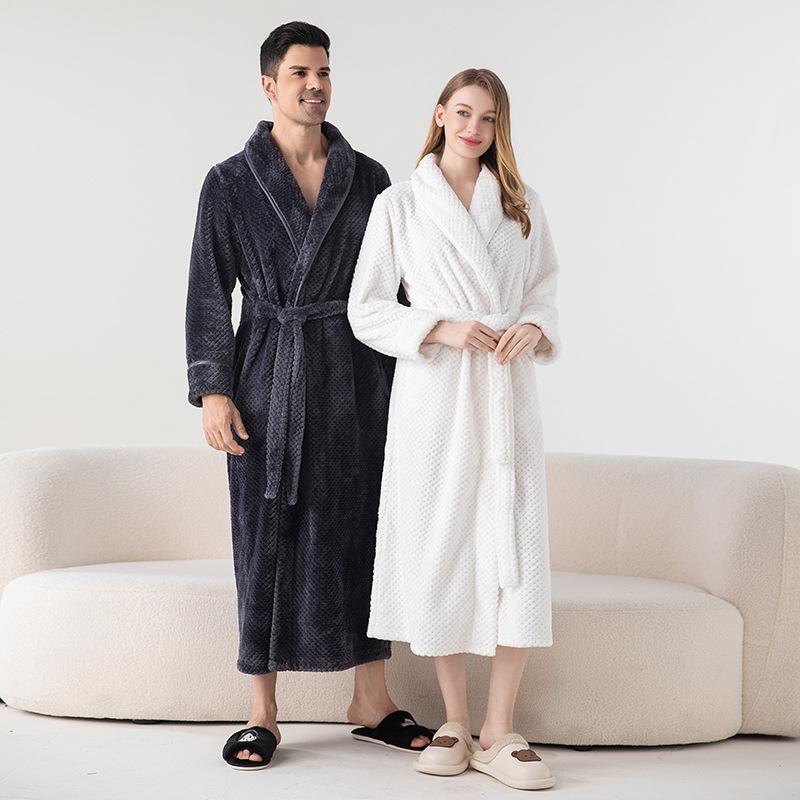 Men's Shawl Collar Robes Full Length Fleece Plush Bathrobes Soft Spa House Coat with Pockets Fluffy Spa Robes Unisex Winter Cozy Warm Spa Long Robe