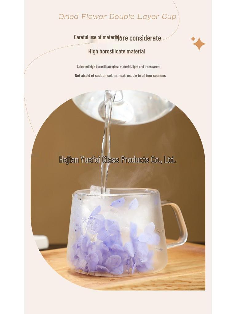 Elegant Double-Layer Glass Cup with Real Flower Design - Perfect for Coffee or Water, Made from High-Quality Borosilicate.