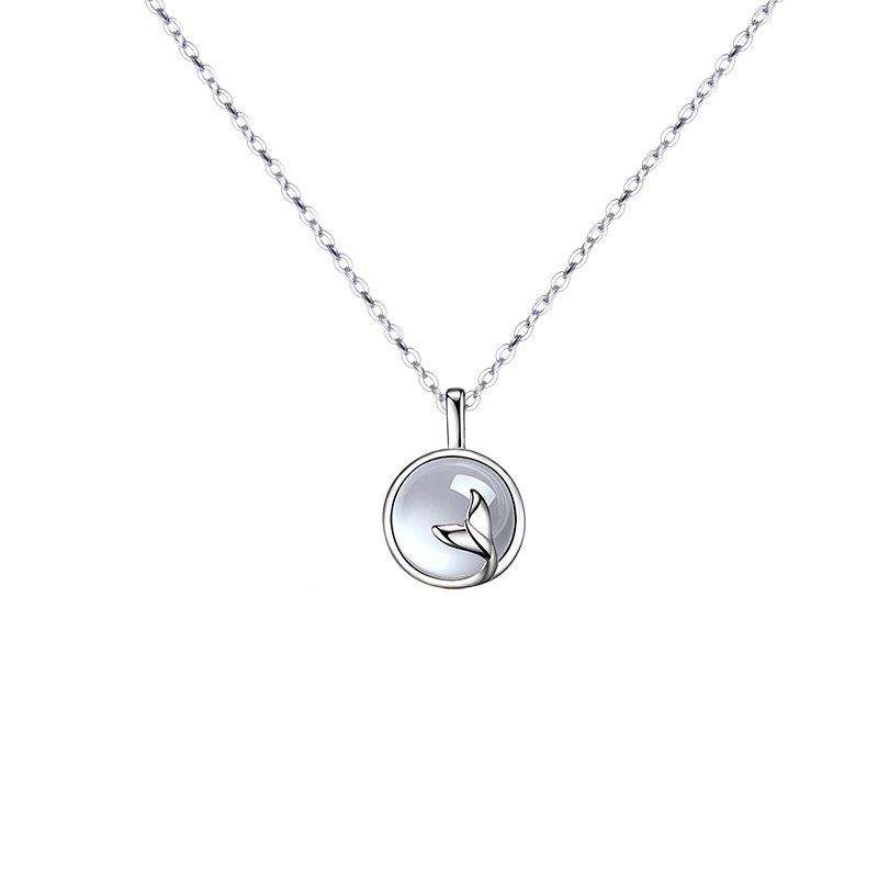 S925 Sterling Silver Fishtail Necklace with White Jade Marrow Pendant for Women, Fashionable Accessory 18inches серебряный
