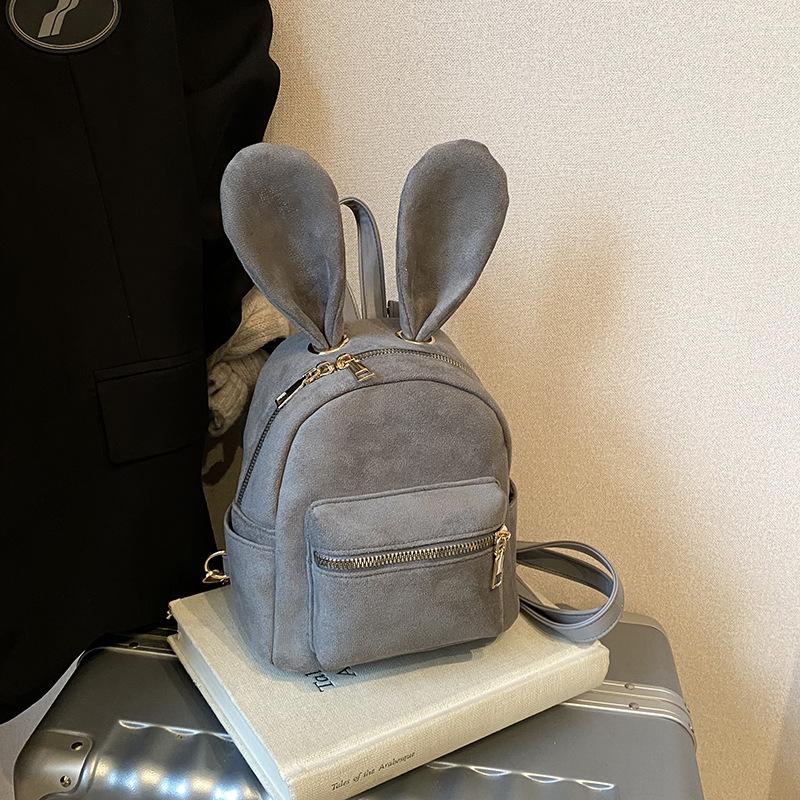 

Ретро матовый мультяшный рюкзак женский модный нишевый милый с кроличьими ушками повседневный универсальный мини-рюкзак