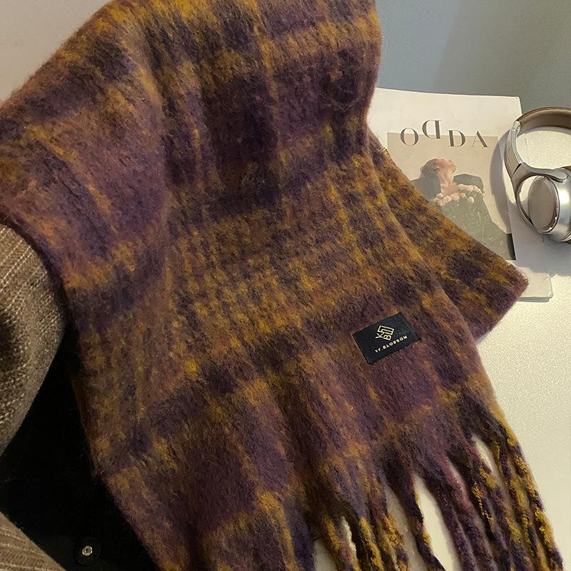 

Maillard Fringed Plaid Cashmere Knitted Scarf for Women in Autumn and Winter High End Warm and Versatile Scarf 250*38cm