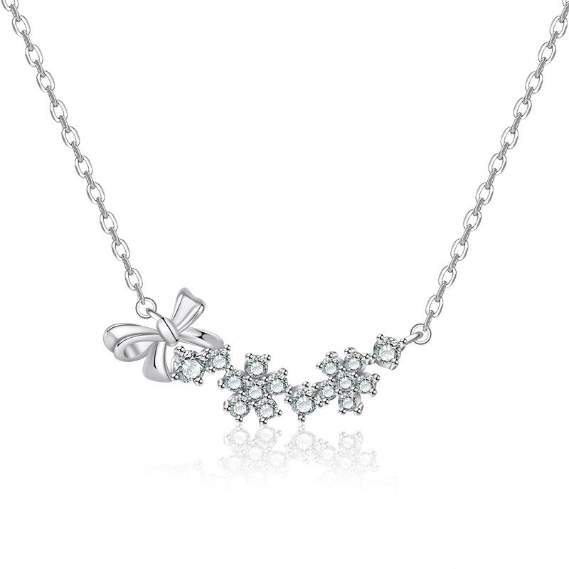 

Cute And Charming Bowknot Necklace With Zircon Stone Fashionable Chain Neck StyleB