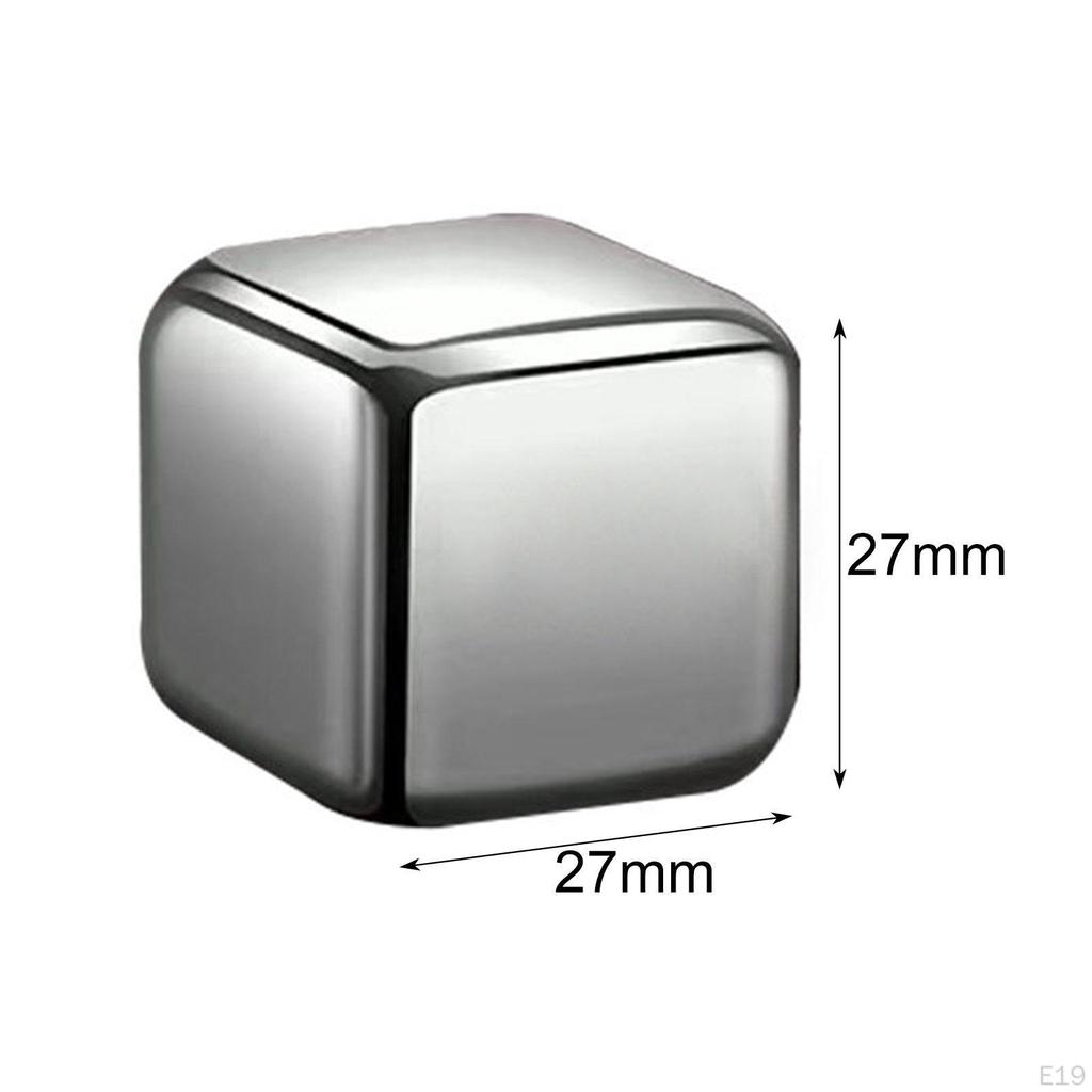 Sada prémiových kostek na chlazení nápojů z nerezové oceli s táckem - ideální na whisky, koktejly a