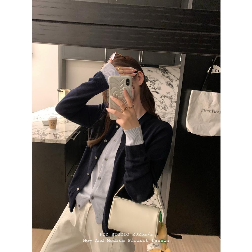 Korean Retro White Navy Blue Fake Two-piece Long-sleeved Knitted Cardigan Women's Early Autumn Versatile Fashion Sweater Jacket