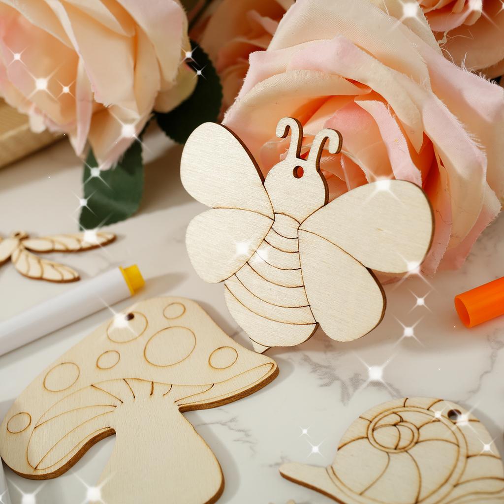 Reusable Wood Spring Ornaments Smooth Wood Cutouts Ornament with String for Decoration Robust Wood Cutouts Ornament for Gift