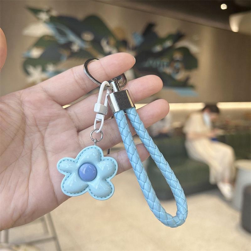 Dopamine Colorful Flower Keychain Set: Girlish Heart Charm, Nail Clipper, Ear Pick Accessories