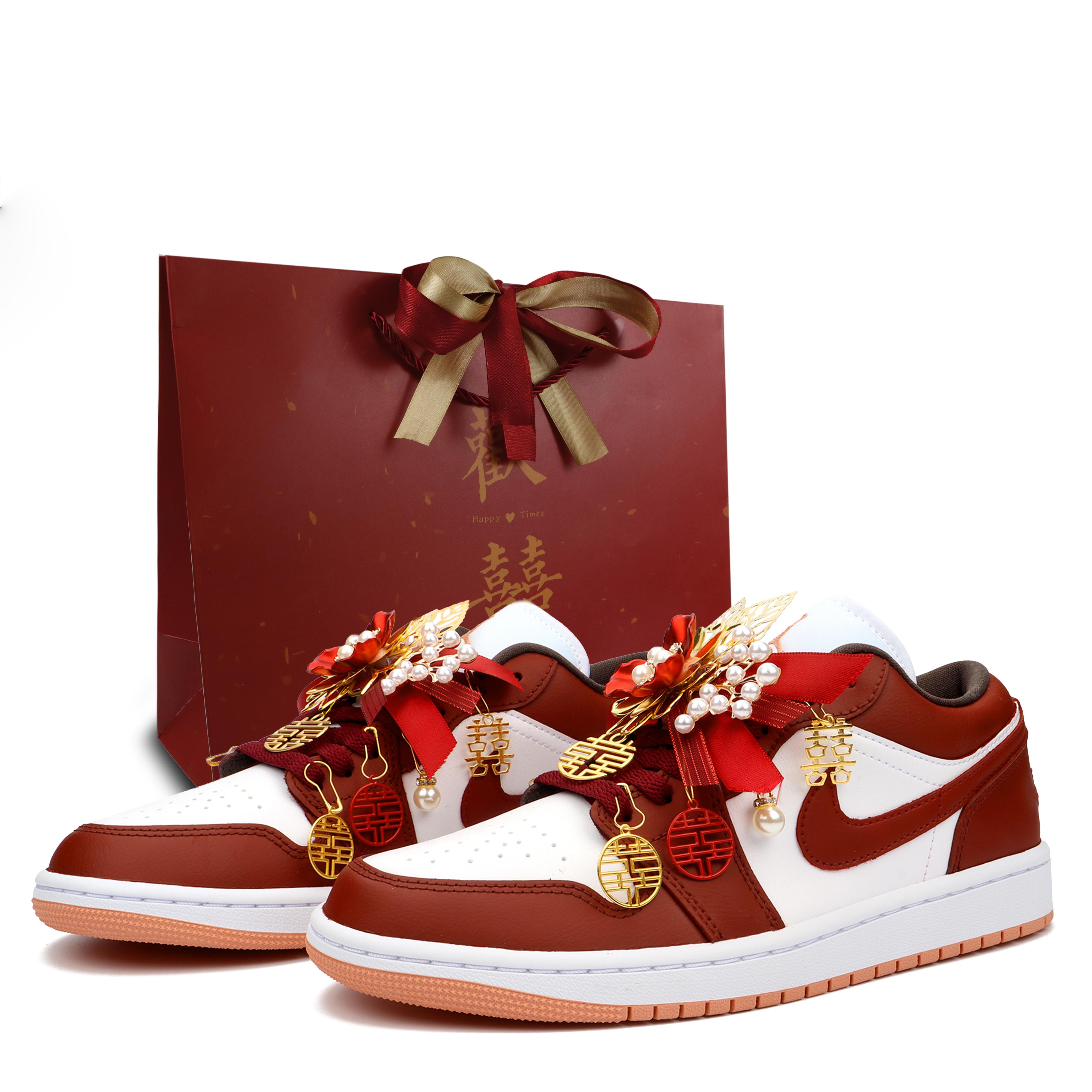 

Jordan Air Jordan 1 Blooming Flowers And Full Moon Height Increasing Low top Vintage Basketball Shoes Unisex Red DC0774-182(Team900-) 35.5
