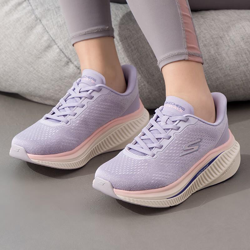 Skechers Women s 125581-LAV Sport Lifestyle Casual Shoes US 6.5