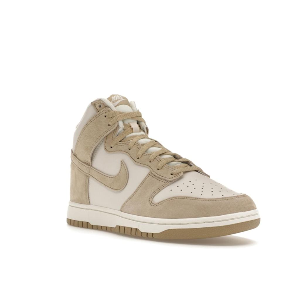 Nike Dunk High Sand Men Sneakers Tan DQ7679-001