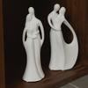 Artistic Design Ceramic Couple Ornaments Ceramic Material Valentine's Day Gifts  TV Cabinet Display