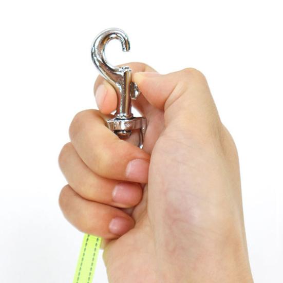 Podwójna smycz automatyczna dla psa, wytrzymała, z podwójną głowicą, obracana o 360 stopni i ze światłem LED dla psów małych, średnich i dużych