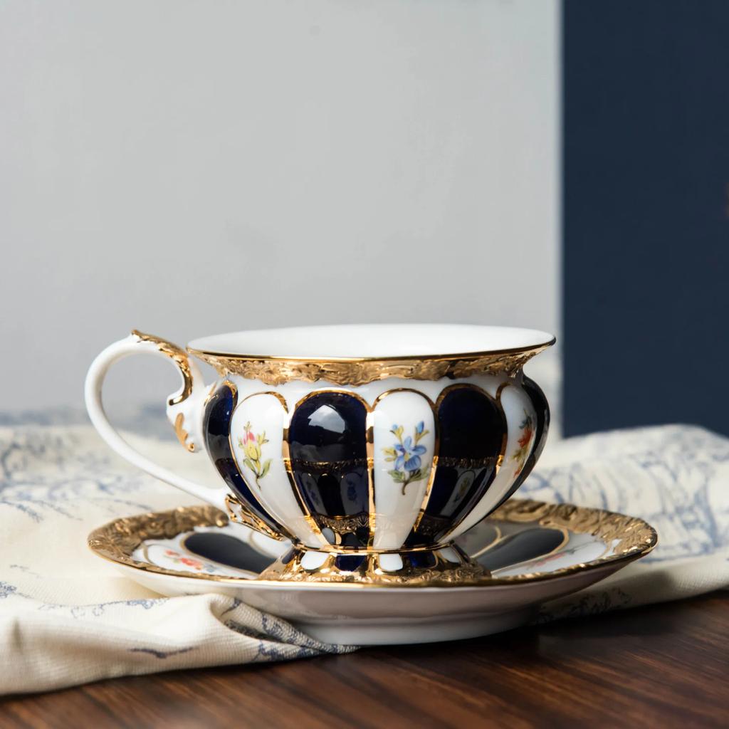 225ML Ceramiczny Kubek do Kawy Europejski Dwór Puchar Phnom Penh Luksusowy Popołudniowy Kubek Ceramiczny Latte z Kamelią Naczynia do Picia