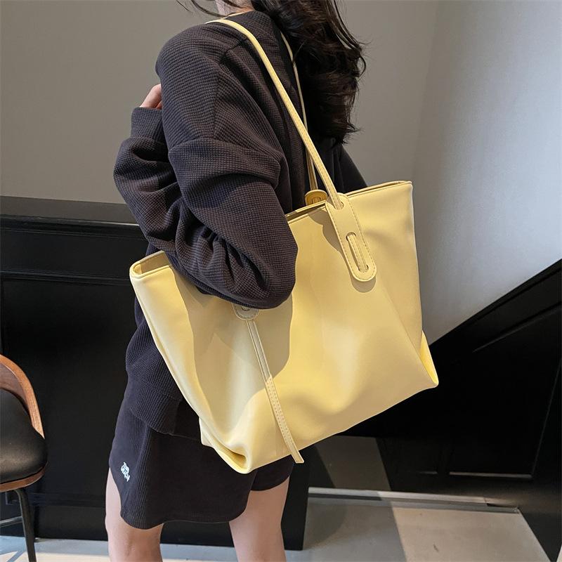 Large capacity bag women's tote bag 2025 new high-end soft leather shoulder large bag popular work commuter bag