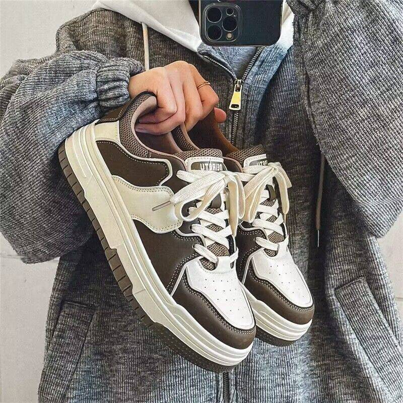 New Men's Comfortable Flat Shoes Outdoor Wild Men's High end Fashion Multi functional Casual Board 2025