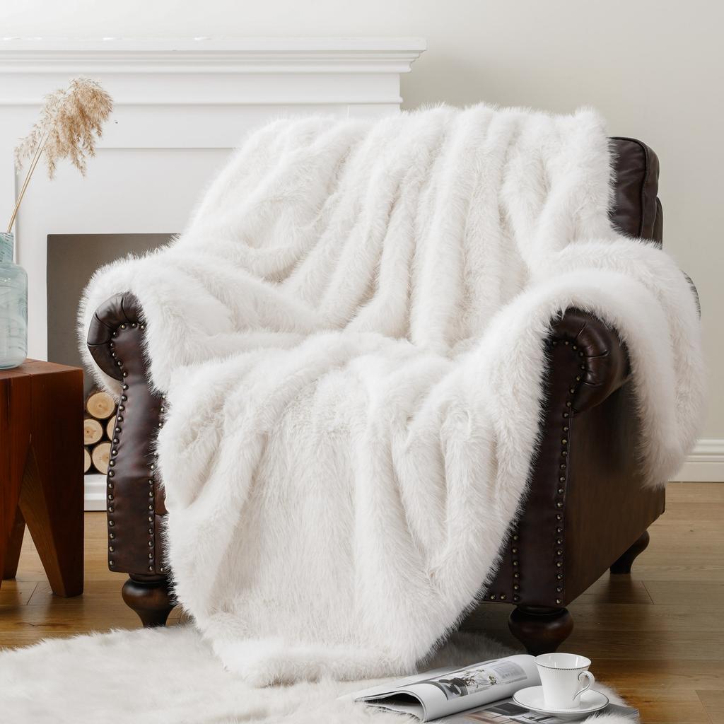 2024 NEW Luxury Fluffy Faux Fur Blanket 152×203cm Quilt Blankets Bed Cover Luxury Decor Blanket Soft Fuzzy Fur Blankets Winter