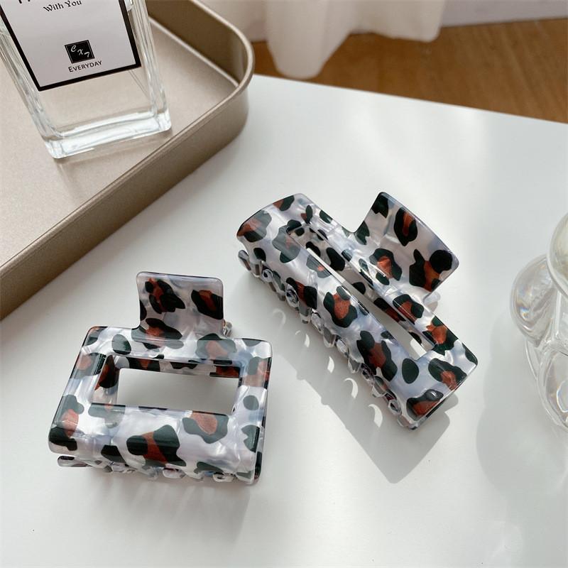 Vintage Chic Leopard Print Hair Clip For Women Handmade Acetate Hair Accessory