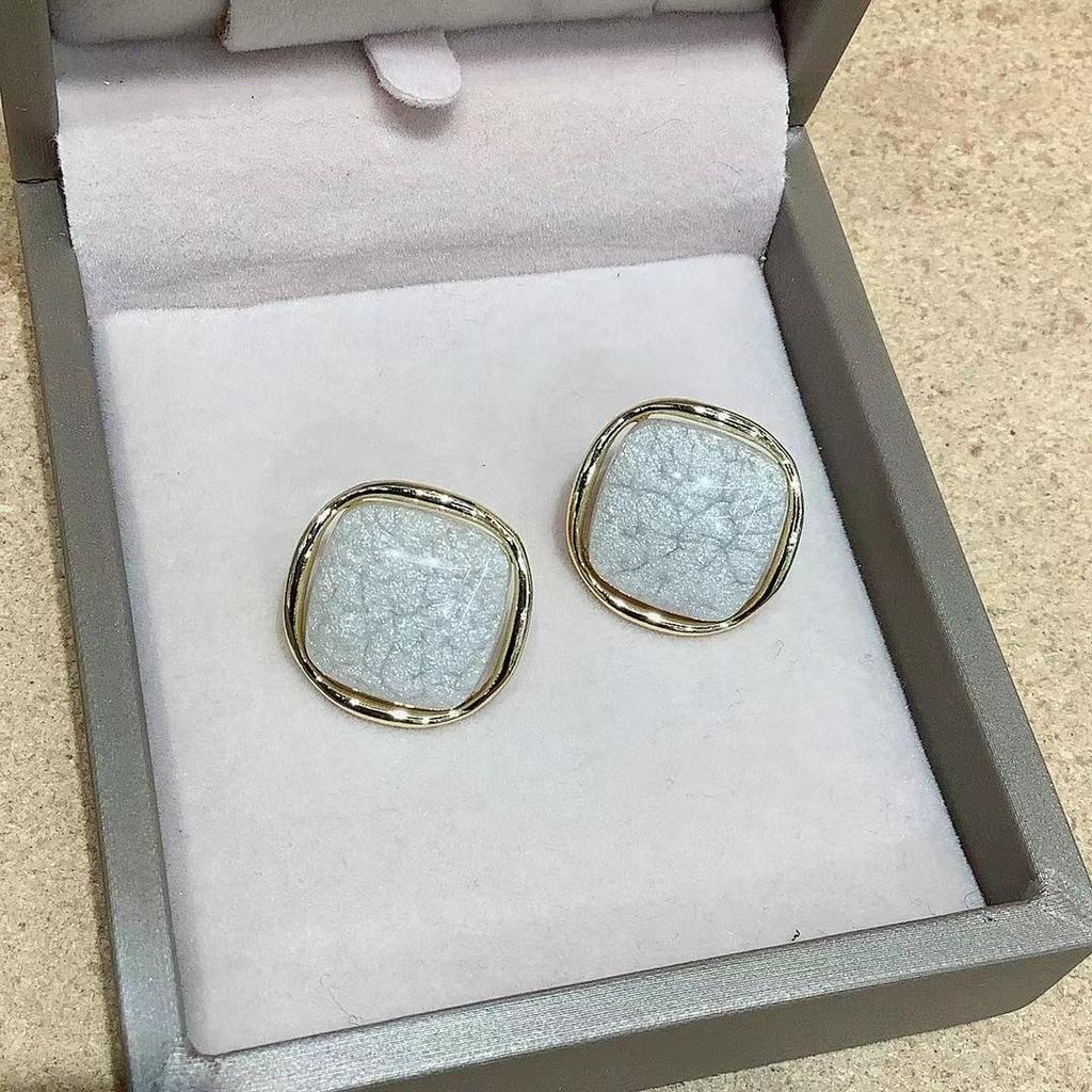 Retro Square Stud Earring for Women Korean Simple Enamel Geometry Temperament Jewelry Girlfriend Gift