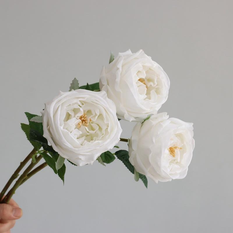 Simulated roses, realistic feel and moisturizing, single man-made plastic fake flower decorative ornament