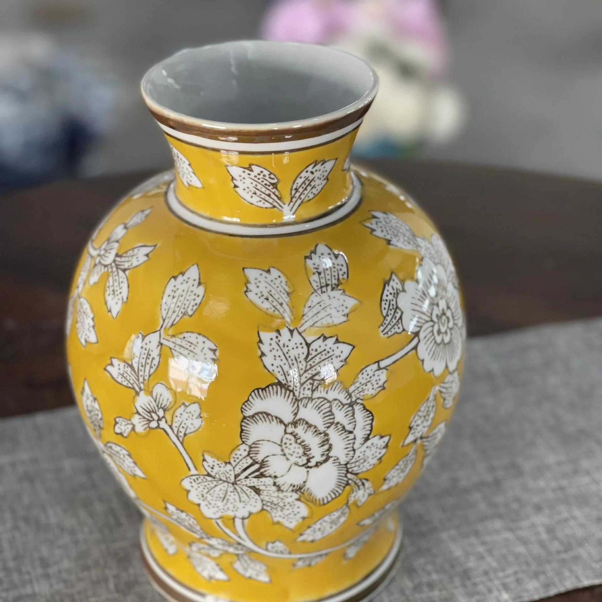 Blue and White Porcelain Ceramic Vase Flower Vase Chinese Retro Porcelain Vase Handmade Can Home Decoration Accessories