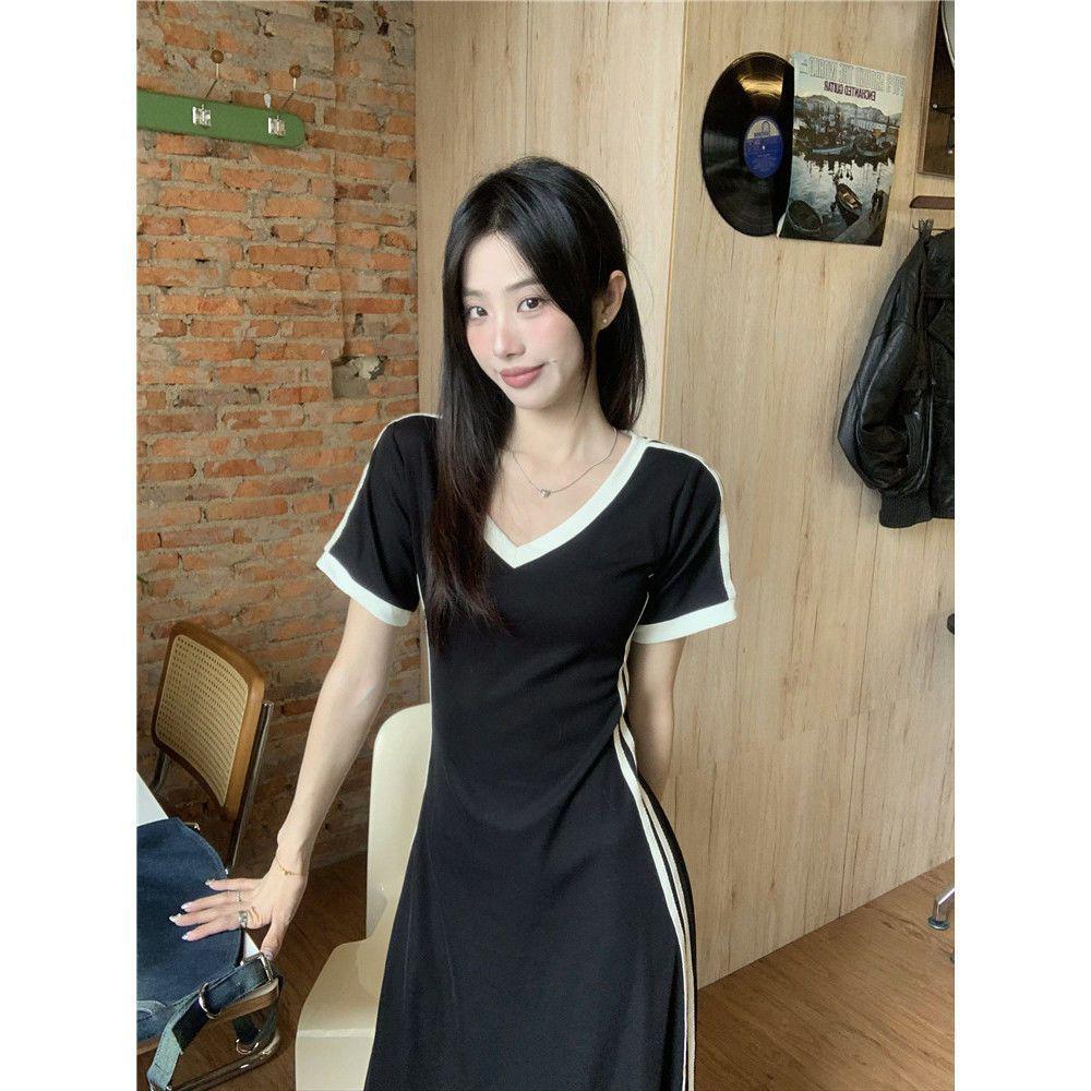 2026 Summer Elegant Color Block V-neck Short-sleeved Waist-cinching Slimming Dress for Women Small чёрный