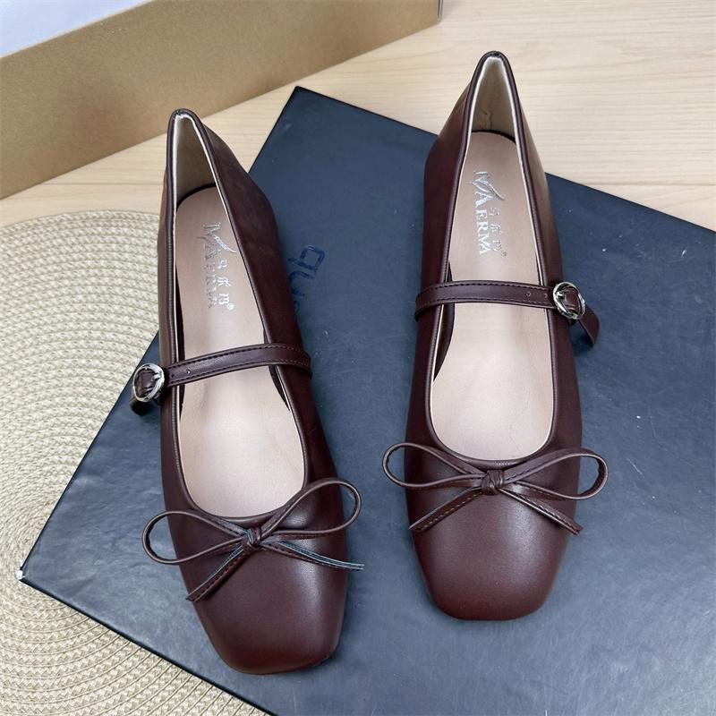 Fashion Flat Shoes for Women 2025 Spring and Autumn French Mary Jane New Flat Black Plus Size Women's Shoes 42 43 44 Loafers Ladies