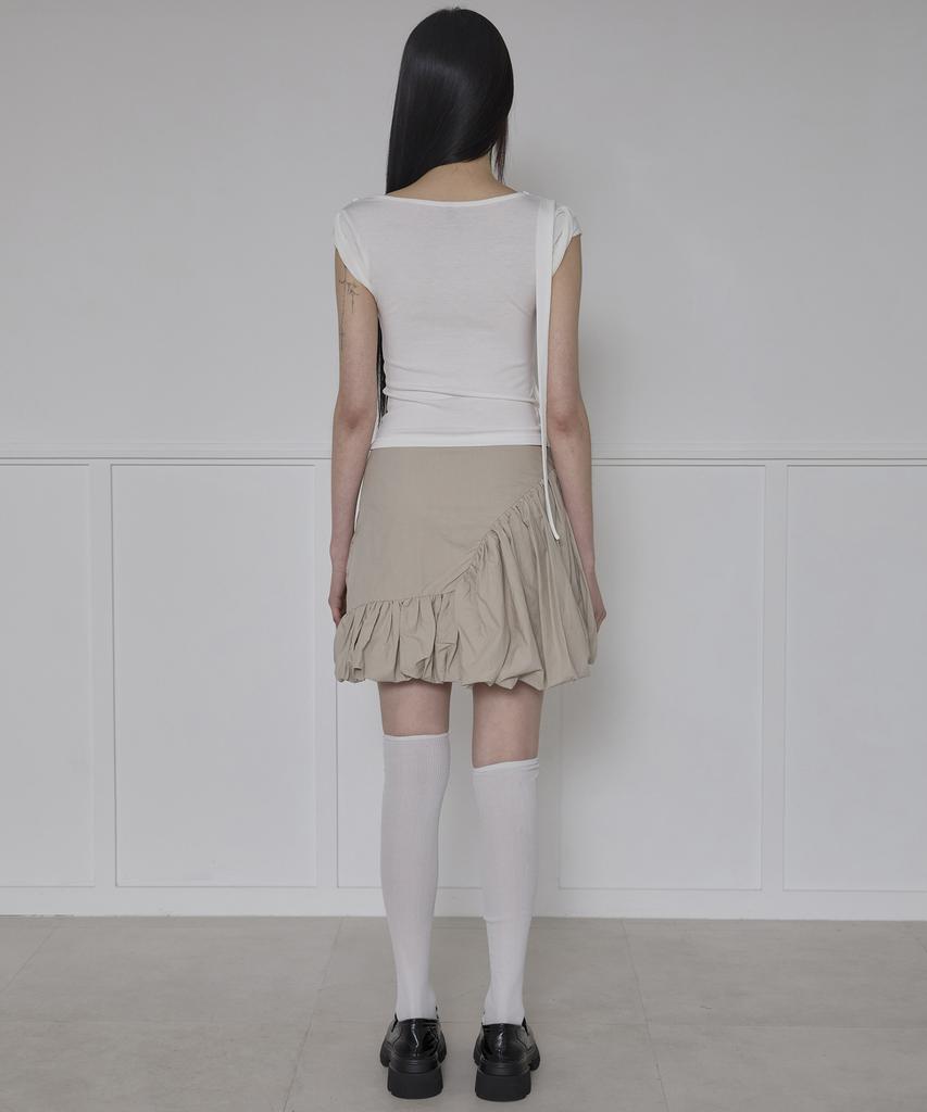 Peulleeoeob Asymmetrical Draped Strap Roll-Up T-Shirt (Fl-170_Cream)