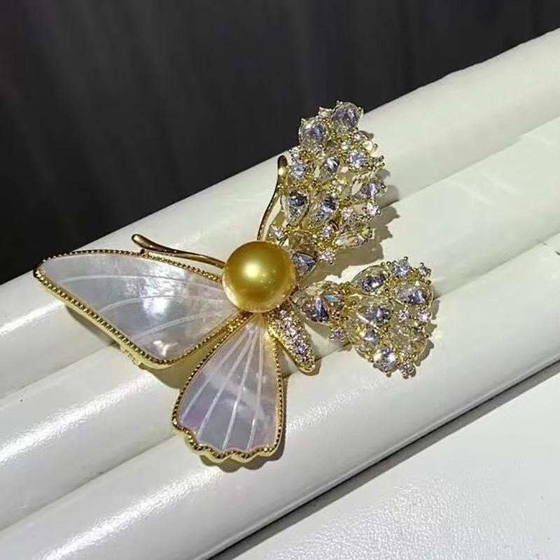 Luxury Purple Zircon Butterfly Brooch with Natural Seashell and Pearl, Gold-Plated Copper Pin for Women