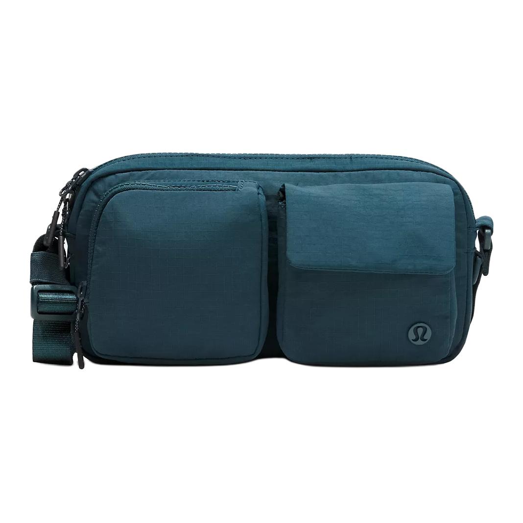 

Lululemon Multi-Pocket 2.5L Logo Adjustable Shoulder Strap Zipper Crossbody Bag Unisex Crossbody Bag Teal LU9BJ8S-064839 Cyan