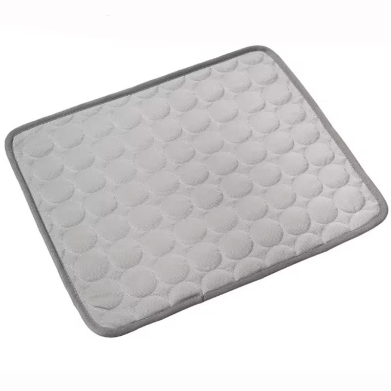 

Summer Pet Cooling Mat Soft Ice Cold Sofa Cat Nest Blanket Dog Pad Durable Cool Comfort for Your Furry Friend XS 40x30CM сірий колір