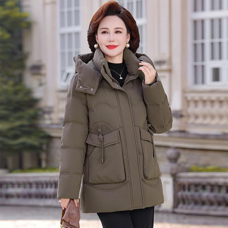 Winter mother white duck down jacket women's new middle-aged and elderly foreign style loose thickened warm jacket