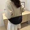 Trendy Women's Crossbody Bag Stylish Japanese Dumpling Design Versatile Oxford Fabric