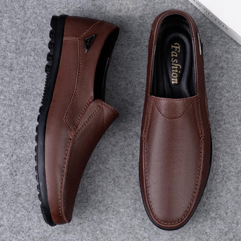 Genuine Leather Footwear Handmade Boat Male Shoes Loafers  Fashion Slip on Soft Casual Men Shoes Adult Men Design Moccasin