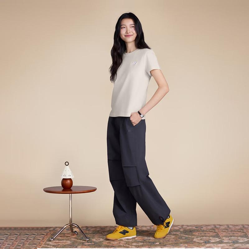 NEW BALANCE Men's and Women's Shoes - Simple Versatile Comfortable Flat-bottomed Shoes with Thin Soles. URC42BC