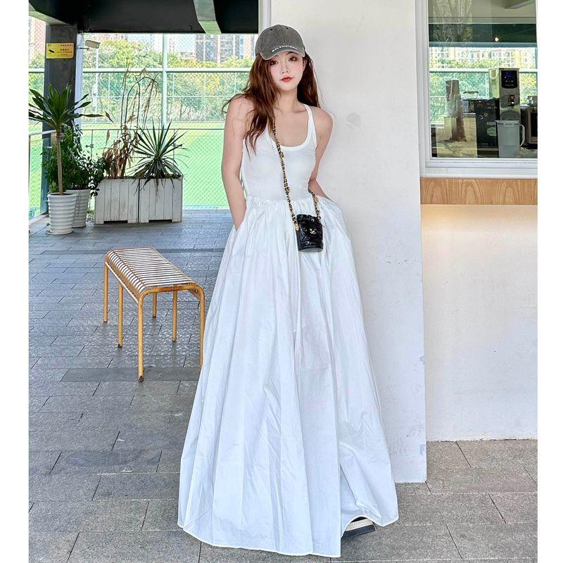 

Fancy French Style White Suspender Dress 2024 Spring/Summer New Arrival Minimalist Waist-Tight Slim Looking Vacation Dress White Dress L