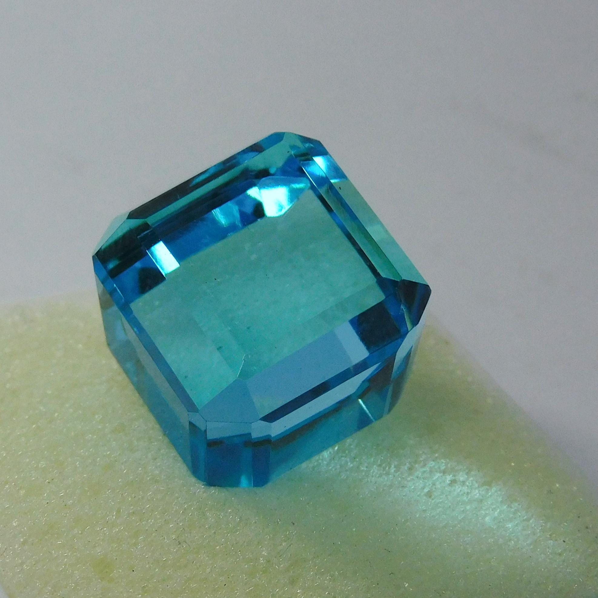

52.50 Ct Lab-Created Blue Sapphire Cube Cut CERTIFIED Gemstone Best For Gifting M-1027-Ra 17 mm approx синій