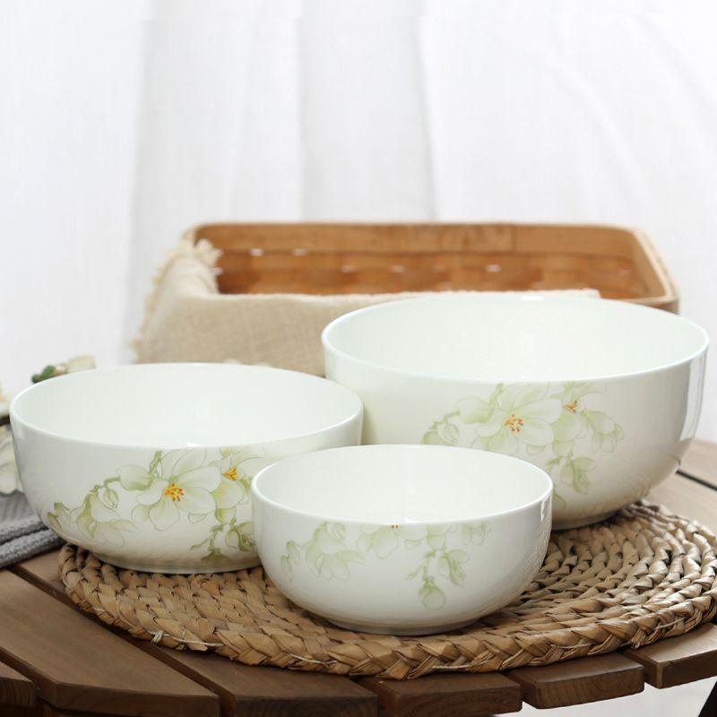7-Inch Japanese Bone China Ramen Bowl with Lid