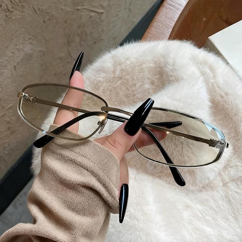 Retro Y2K Cat Eye Sunglasses - Silver Metallic, High-End European & American Style