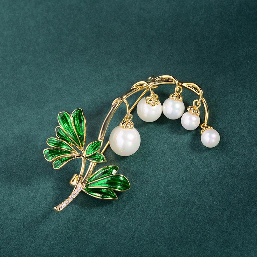 Vintage Pearl Flower Brooch Pin Crystal Rhinestone Brooches Party Jewelry Gifts