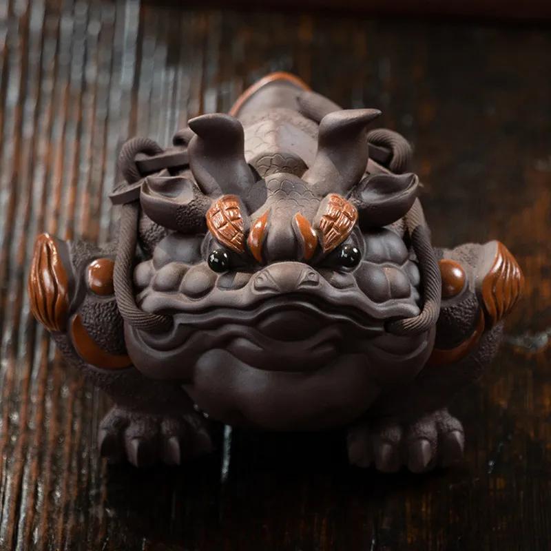 Yixing Handmade Purple Clay Tea Pet Golden Toad Model Sculpture Crafts Animal Tea Figurine Ornaments Chinese Tea Set Decoration