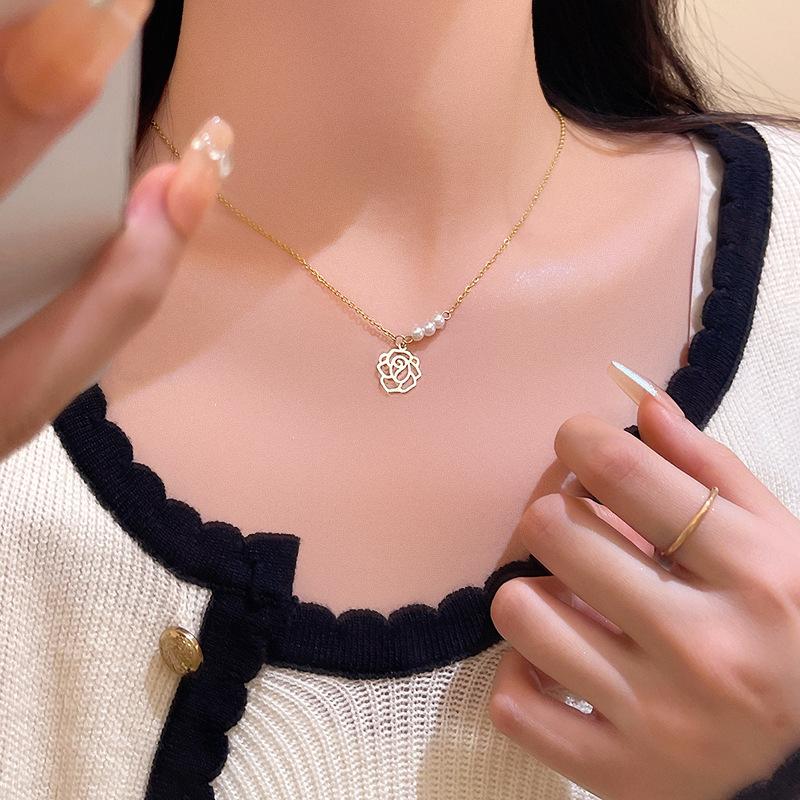 French Pearl Camellia Necklace Female Design Titanium Steel Clavicle Chain Cold Wind Accessories