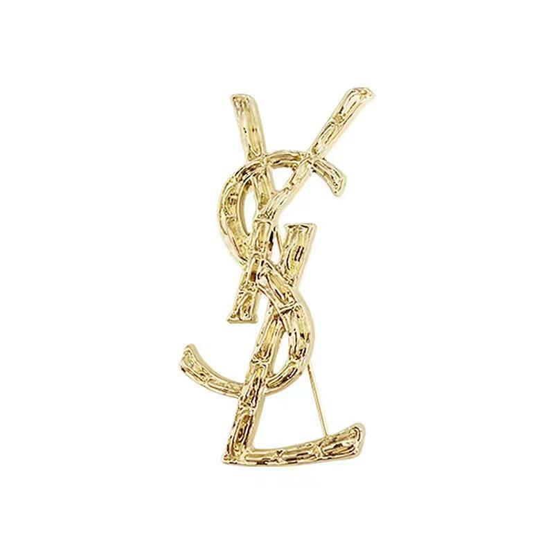 Pearl Heart Brooch: 2025 Autumn/Winter Trend - Korean Exquisite Pin for Women