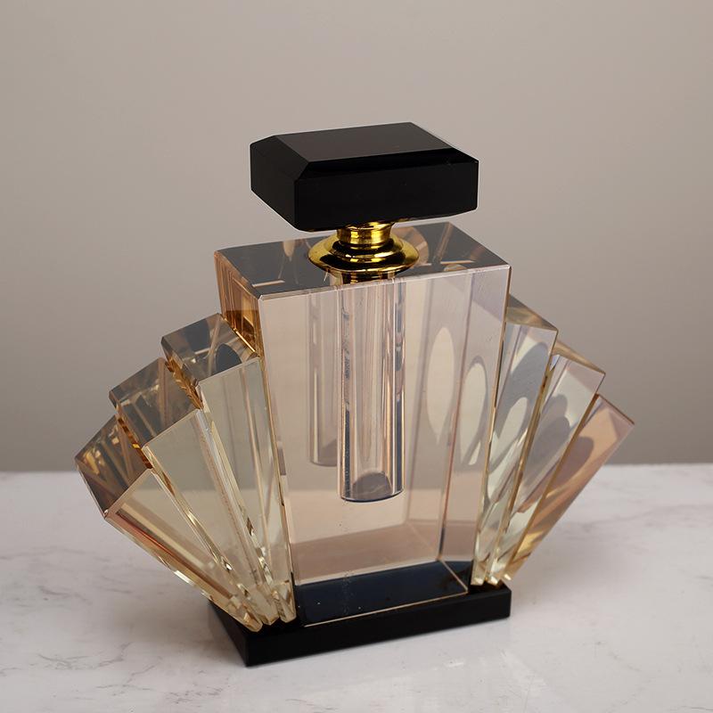 

Легкий роскошный креативный геометрический дизайн современный искусственный хрустальный флакон для духов ремесло модель дома украшение для дома украшения .