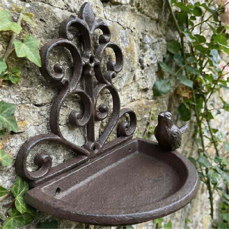 Handcrafts Cast Iron Bird Food Dish Wall Decors With Nordic Design Hanging Bird Feeding Station For Home Backyard Garden