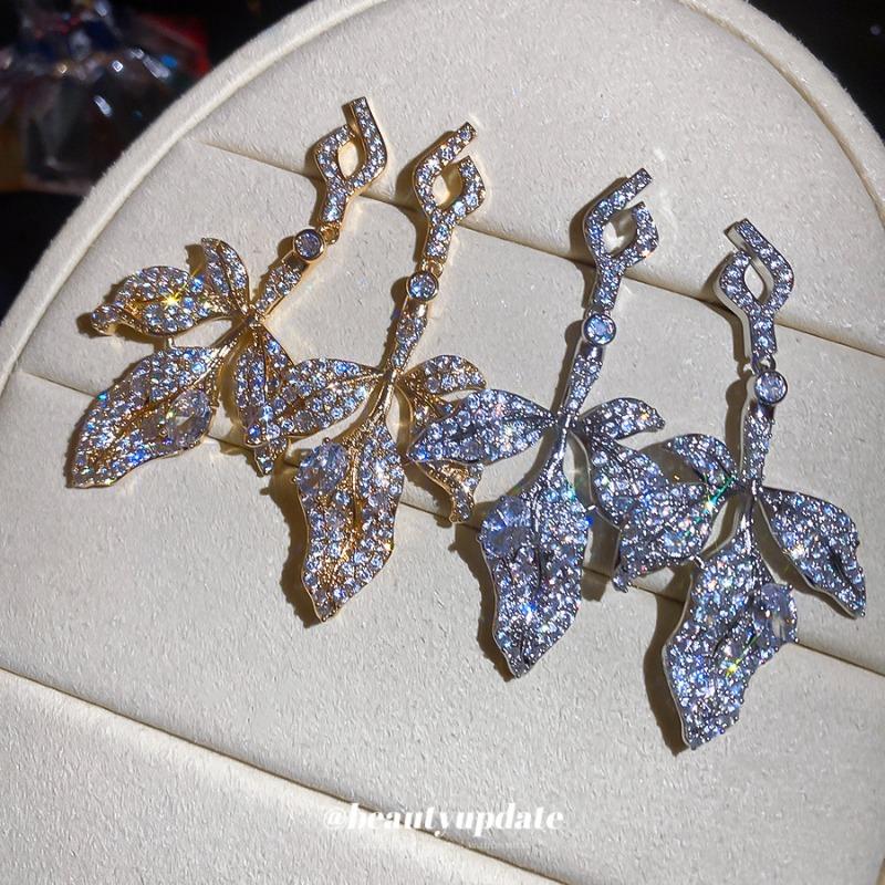 European and American heavy industry silver needle super flash zircon leaf stud earrings luxury high-end earrings fashion light luxury earrings