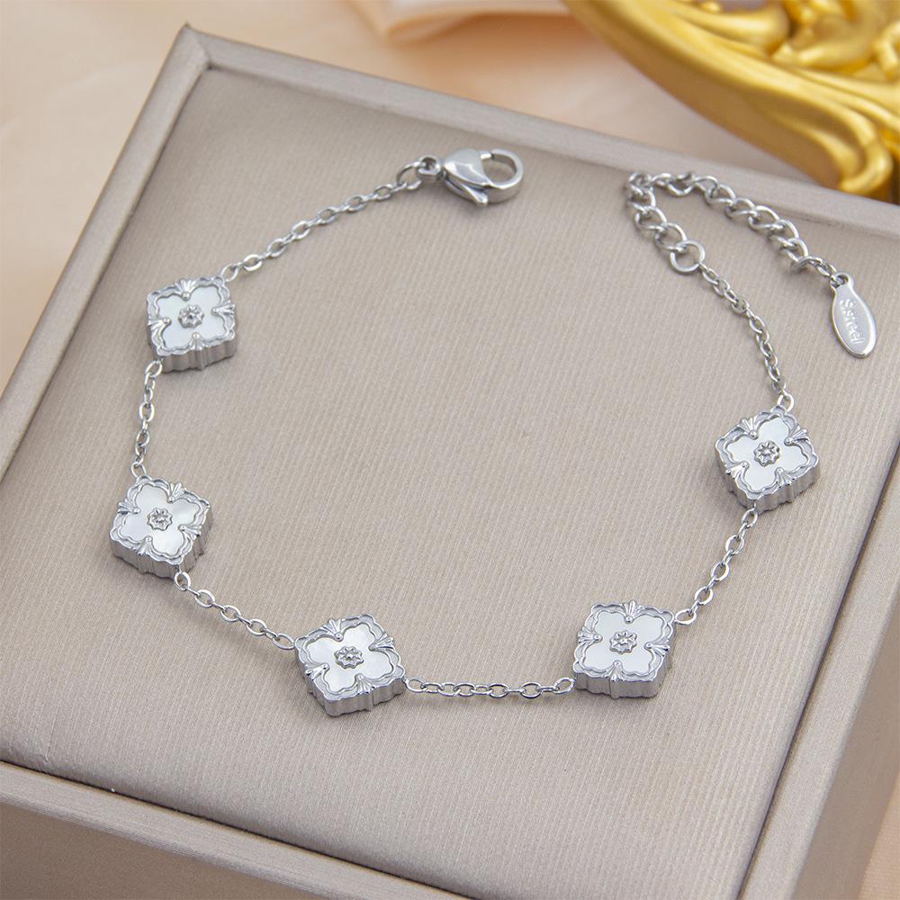 10mm Double-Sided Four-Leaf Clover Bracelet Titanium Steel Does Not Lose Colour Light Luxury Fashion Bracelet