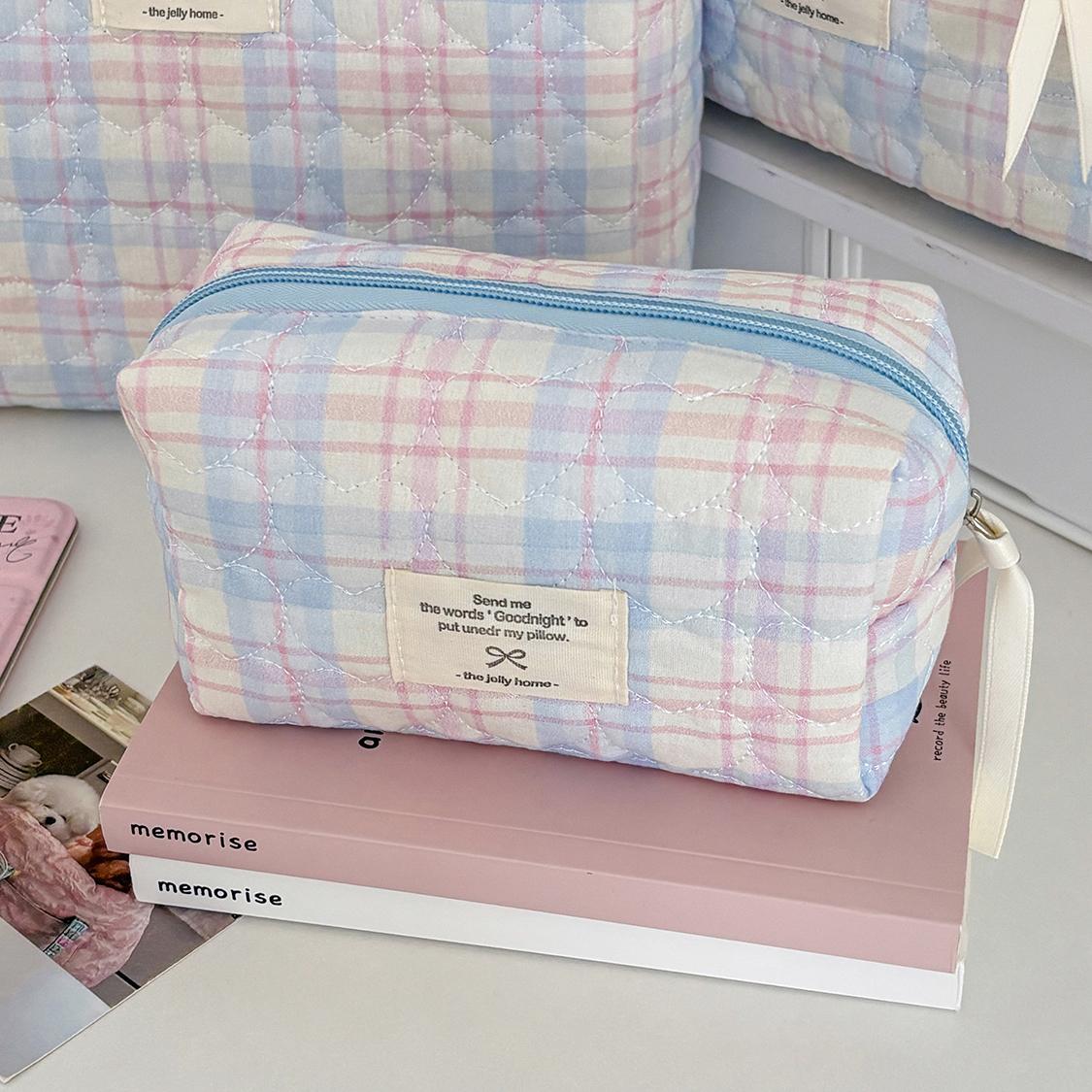 

Cute Heart Women Quilting Makeup Bag Large Capacity Travel Toiletry Cosmetic Storage Pouch Handbag Ladies Lipsticks Small Bag